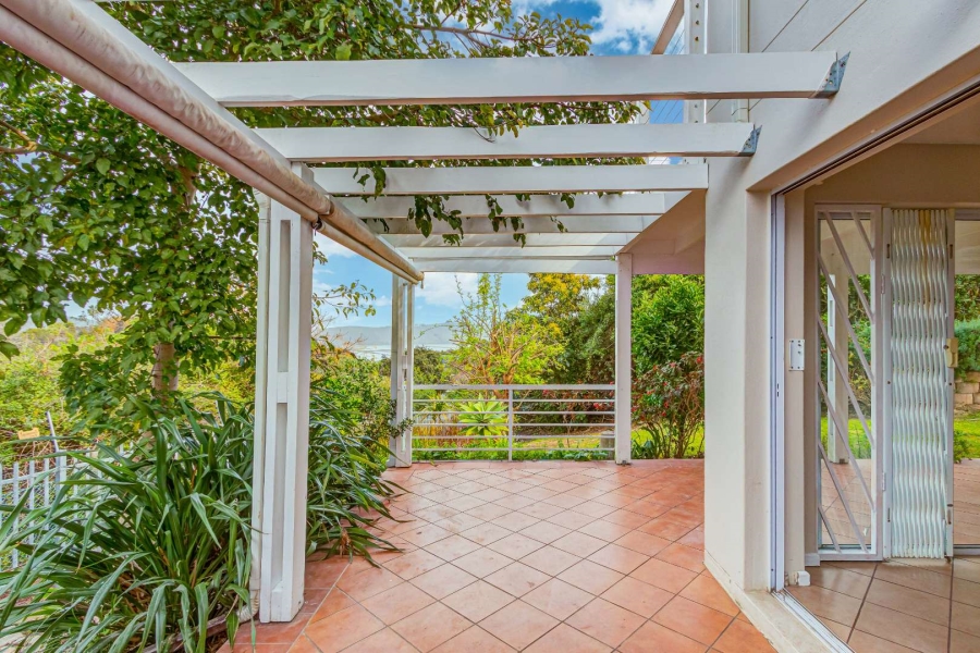 2 Bedroom Property for Sale in Knysna Central Western Cape